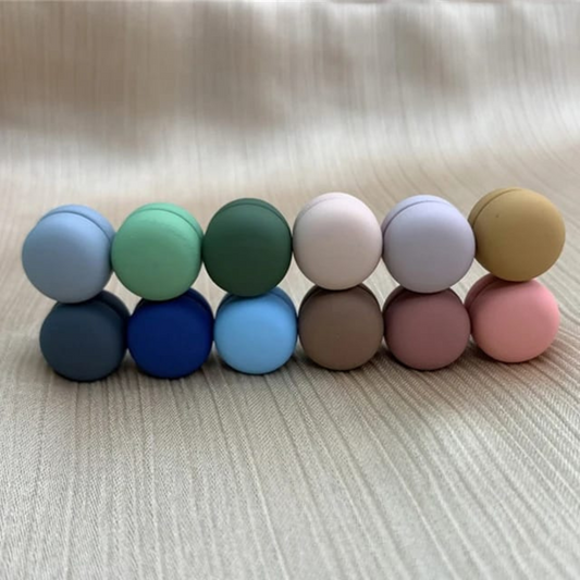 SCARF MAGNETIC PIN